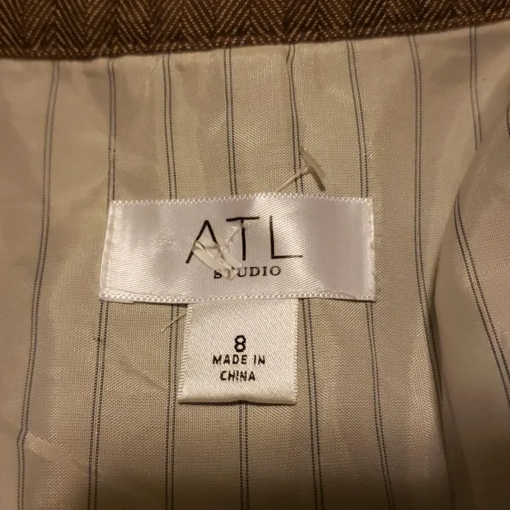 Unbranded tan blazer